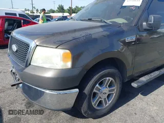 2008 Ford F-150 XL z VIN 1FTPX125X8KC77697, wystawiony jako IAAI lot #42328619 z przebiegiem 178 574 mil mil oraz . Historia ofert i sprzedaży dostępna na DreamBid. Obrazek 13.