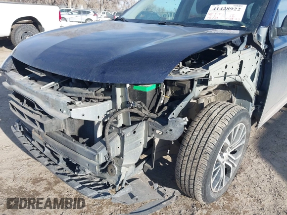 2018 Mitsubishi Outlander ES z VIN JA4AZ3A35JZ058407, wystawiony jako IAAI lot #41428922 z przebiegiem 141 701 mil mil oraz . Historia ofert i sprzedaży dostępna na DreamBid. Obrazek 6.