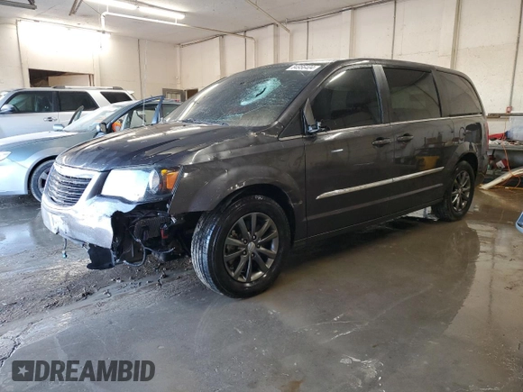 2015 Chrysler Town & Country S with VIN 2C4RC1HG6FR753990, listed as a Copart auction lot 84956404 with 183,637 mi miles and Salvage Title. Bid and sale history available at DreamBid. Image 1.