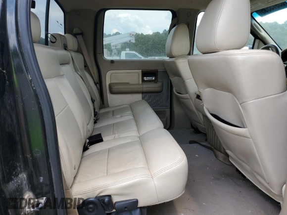 2004 Ford F-150 XLT z VIN 1FTPW14514KC31332, wystawiony jako Copart lot #65973535 z przebiegiem 206 676 mil mil oraz Czysty tytuł • Clean title. Historia ofert i sprzedaży dostępna na DreamBid. Obrazek 10.