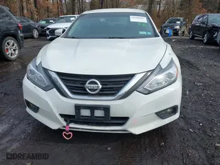 2018 Nissan Altima 2.5 SV with VIN 1N4AL3AP7JC188336, listed as a IAAI auction lot 41460697 with 158,008 mi miles. Bid and sale history available at carsss.com. Image 12.