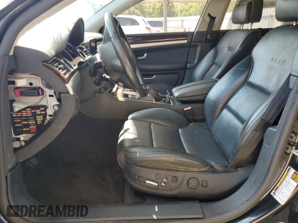 2010 Audi A8 z VIN WAURVAFA7AN005356, wystawiony jako Copart lot #57491155 z przebiegiem Nie podano mil oraz Czysty tytuł • Clean title. Historia ofert i sprzedaży dostępna na DreamBid. Obrazek 7.