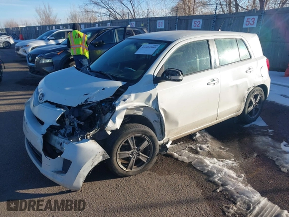 2012 Scion xD z VIN JTKKU4B49C1017553, wystawiony jako IAAI lot #41481568 z przebiegiem 178 670 mil mil oraz . Historia ofert i sprzedaży dostępna na DreamBid. Obrazek 2.
