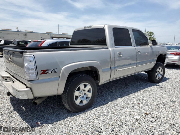 2006 Chevrolet Silverado 1500 LT1 with VIN 2GCEK13T961140492, listed as a Copart auction lot 53317345 with 145,724 mi miles and Salvage Title. Bid and sale history available at carsss.com. Image 3.
