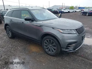 2019 Land Rover Range Rover Velar R-Dynamic SE z VIN SALYL2EX1KA227926, wystawiony jako IAAI lot #42353130 z przebiegiem 39 890 mil mil oraz . Historia ofert i sprzedaży dostępna na DreamBid. Obrazek 1.