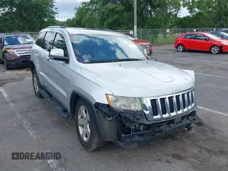 2011 Jeep Grand Cherokee Limited with VIN 1J4RR5GG4BC528147, listed as a IAAI auction lot 42645979 with 206,841 mi miles and . Bid and sale history available at DreamBid. Image 1.