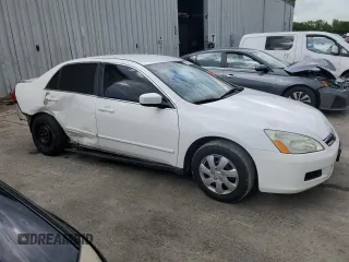 2007 Honda Accord LX with VIN 1HGCM56447A137702, listed as a Copart auction lot 56065685 with Not provided miles and Salvage title. Bid and sale history available at DreamBid. Image 4.