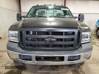 2007 Ford F-250 XL with VIN 1FTNF21587EA67193, listed as a Copart auction lot 86697654 with 196,359 mi miles and Salvage Title. Bid and sale history available at DreamBid. Image 5.