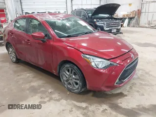 2019 Toyota Yaris Sedan L with VIN 3MYDLBYV1KY527818, listed as a IAAI auction lot 41978067 with 68,908 mi miles. Bid and sale history available at carsss.com. Image 1.