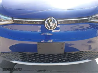 2021 Volkswagen ID.4 Pro S with VIN WVGUNPE2XMP057515, listed as a IAAI auction lot 41665322 with 22,146 mi miles. Bid and sale history available at carsss.com. Image 6.
