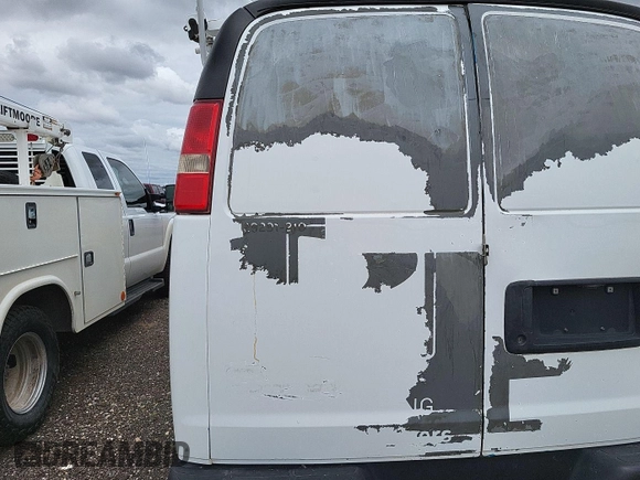2010 Chevrolet Express Cargo with VIN 1GCZGFBA7A1166586, listed as a IAAI auction lot 42670844 with 161,614 mi miles and . Bid and sale history available at DreamBid. Image 21.