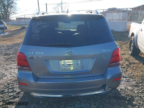 2014 Mercedes-Benz GLK-Class GLK 350 with VIN WDCGG8JB7EG271333, listed as a IAAI auction lot 41321810 with 115,514 mi miles. Bid and sale history available at carsss.com. Image 16.