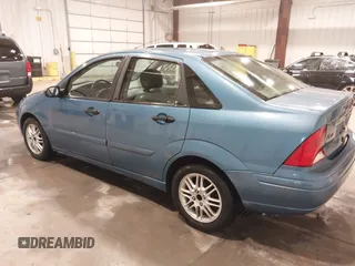 2000 Ford Focus ZTS with VIN 1FAHP3838YW153965, listed as a IAAI auction lot 42133706 with 337,552 mi miles and . Bid and sale history available at carsss.com. Image 3.