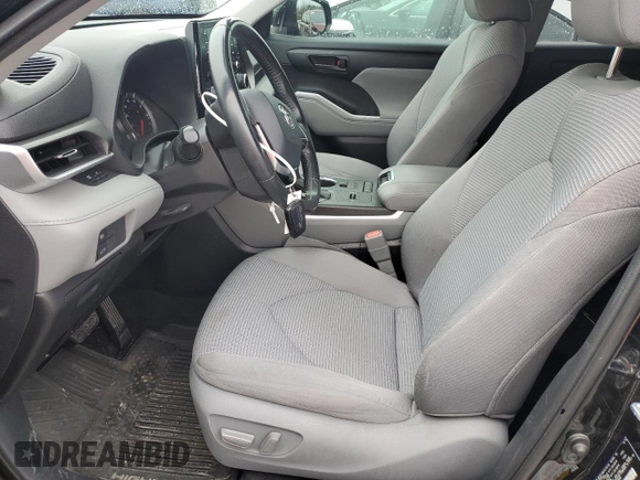 2020 Toyota Highlander LE with VIN 5TDZZRAH6LS000463, listed as a Copart auction lot 88069555 with 77,032 mi miles and Salvage title. Bid and sale history available at DreamBid. Image 7.