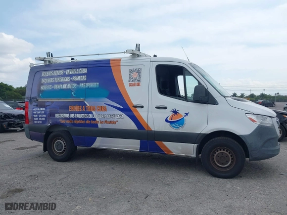 2019 Mercedes-Benz Sprinter Cargo Van with VIN WD4PF0CD8KT001089, listed as a IAAI auction lot 41795578 with 132,071 mi miles. Bid and sale history available at carsss.com. Image 13.