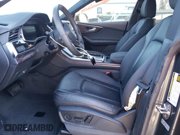 2019 Audi Q8 Premium Plus with VIN WA1EVAF15KD025205, listed as a Copart auction lot 84956594 with 0 mi miles and Salvage Title. Bid and sale history available at carsss.com. Image 7.