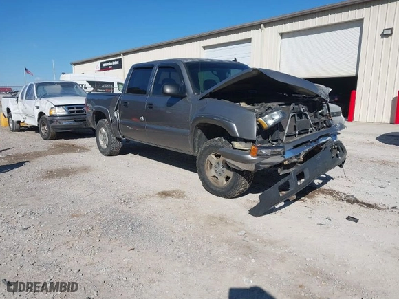 2006 Chevrolet Silverado 1500 LT1 with VIN 2GCEK13T861134800, listed as a IAAI auction lot 41667411 with 286,480 mi miles. Bid and sale history available at carsss.com. Image 1.