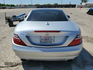 2016 Mercedes-Benz SLK 300 z VIN WDDPK3JAXGF116126, wystawiony jako Copart lot #52287515 z przebiegiem 79 573 mil mil oraz Szkody całkowita. Historia ofert i sprzedaży dostępna na DreamBid. Obrazek 6.