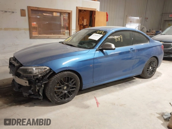 2014 BMW 2 Series M235i with VIN WBA1J7C59EV253309, listed as a IAAI auction lot 41509019 with 63,782 mi miles and . Bid and sale history available at carsss.com. Image 18.