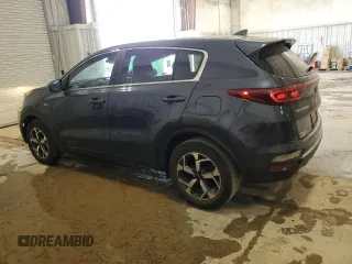 2022 Kia Sportage LX with VIN KNDPMCAC6N7962671, listed as a Copart auction lot 49358555 with 33,813 mi miles and Salvage Title. Bid and sale history available at carsss.com. Image 2.