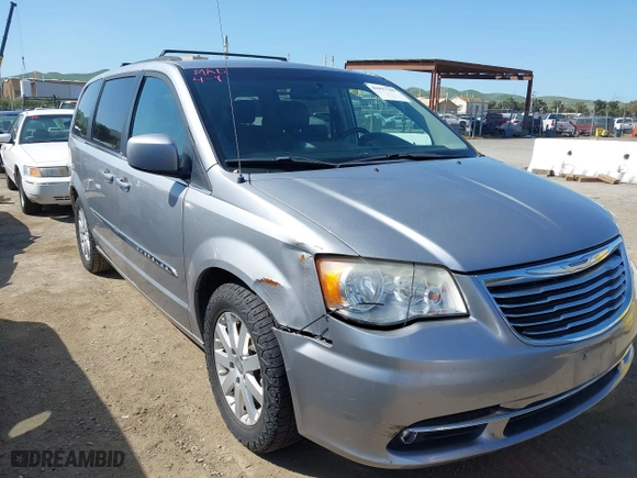 2014 Chrysler Town & Country Touring with VIN 2C4RC1BGXER211850, listed as a IAAI auction lot 41997769 with 164,406 mi miles. Bid and sale history available at carsss.com. Image 6.