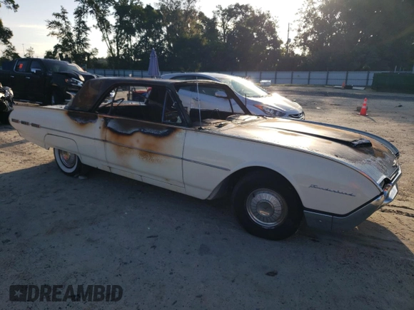 1962 Ford Thunderbird with VIN 2Y83Z121065, listed as a Copart auction lot 61608644 with Not Provided miles and Non Repairable. Bid and sale history available at DreamBid. Image 4.