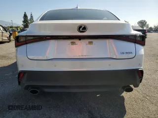 2021 Lexus IS 300 z VIN JTHCA1D29M5115392, wystawiony jako Copart lot #52766865 z przebiegiem 35 358 mil mil oraz Szkoda całkowita • Salvage title. Historia ofert i sprzedaży dostępna na DreamBid. Obrazek 6.