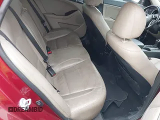 2013 Kia Optima EX z VIN 5XXGN4A74DG110086, wystawiony jako IAAI lot #40963304 z przebiegiem 137 377 mil mil oraz . Historia ofert i sprzedaży dostępna na DreamBid. Obrazek 8.