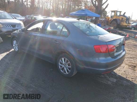 2012 Volkswagen Jetta Sedan SE w/Convenience PZEV with VIN 3VWDP7AJ9CM401574, listed as a IAAI auction lot 41488491 with 120,498 mi miles. Bid and sale history available at carsss.com. Image 3.