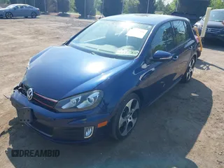 2012 Volkswagen GTI w/Conv & Sunroof PZEV с VIN WVWHD7AJ9CW317932, выставлен на аукционе IAAI как лот 42167422 с пробегом 57 979 миль миль и . История ставок и продаж доступна на DreamBid. Изображение 2.