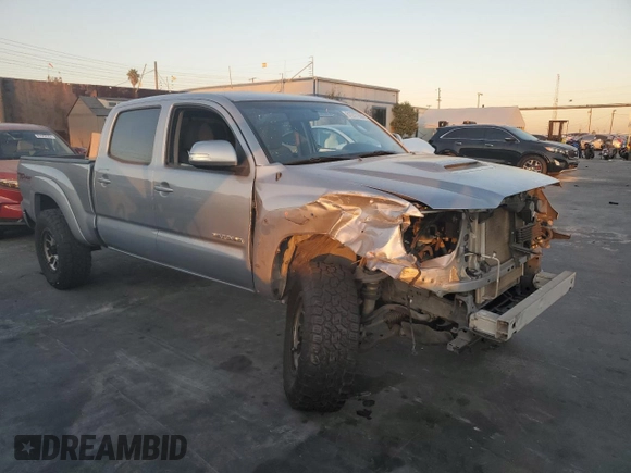 2015 Toyota Tacoma PreRunner with VIN 3TMKU4HN8FM044970, listed as a Copart auction lot 81277284 with 106,660 mi miles and Salvage title. Bid and sale history available at DreamBid. Image 4.