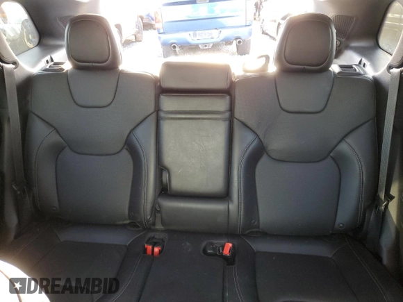 2019 Jeep Cherokee Limited with VIN 1C4PJMDX7KD193995, listed as a Copart auction lot 50142795 with 32,779 mi miles and Salvage Title. Bid and sale history available at carsss.com. Image 10.