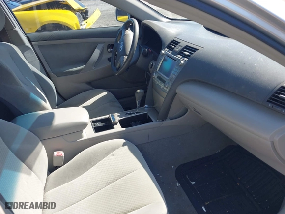 2008 Toyota Camry Hybrid with VIN 4T1BB46K68U045592, listed as a IAAI auction lot 42063223 with 189,302 mi miles. Bid and sale history available at carsss.com. Image 5.