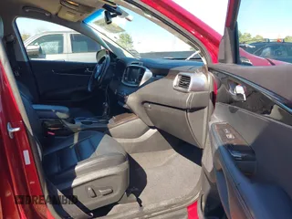 2017 Kia Sorento EX with VIN 5XYPHDA52HG322833, listed as a IAAI auction lot 41611029 with 166,590 mi miles and . Bid and sale history available at DreamBid. Image 5.