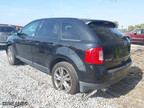 2012 Ford Edge SEL with VIN 2FMDK4JC3CBA66410, listed as a IAAI auction lot 41258603 with 999,999 mi miles. Bid and sale history available at carsss.com. Image 3.