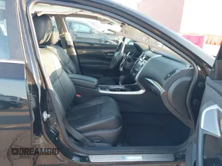 2015 Nissan Altima SL with VIN 1N4BL3AP2FC184822, listed as a IAAI auction lot 42510415 with 137,232 mi miles and . Bid and sale history available at DreamBid. Image 5.