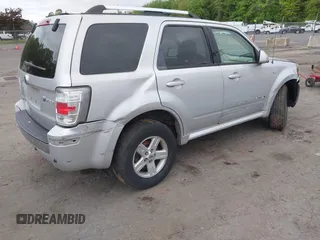 2008 Mercury Mariner с VIN 4M2CU39H68KJ30127, выставлен на аукционе IAAI как лот 42233071 с пробегом 126 904 миль миль и . История ставок и продаж доступна на DreamBid. Изображение 4.