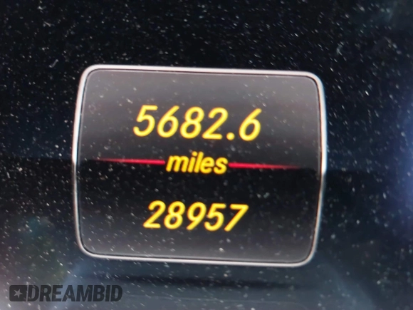 2019 Mercedes-Benz CLS 450 with VIN WDD2J5JB3KA027716, listed as a IAAI auction lot 40065799 with 28,957 mi miles and . Bid and sale history available at DreamBid. Image 16.