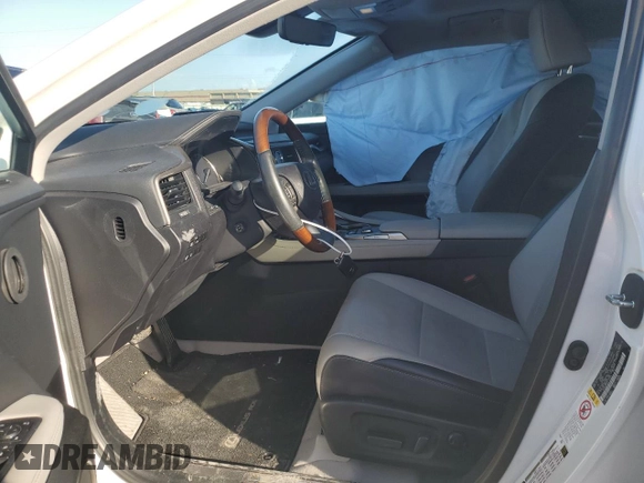 2019 Lexus RX 350 с VIN 2T2ZZMCA2KC140399, выставлен на аукционе Copart как лот 64055885 с пробегом 33 694 миль миль и Списание • Salvage title. История ставок и продаж доступна на DreamBid. Изображение 7.