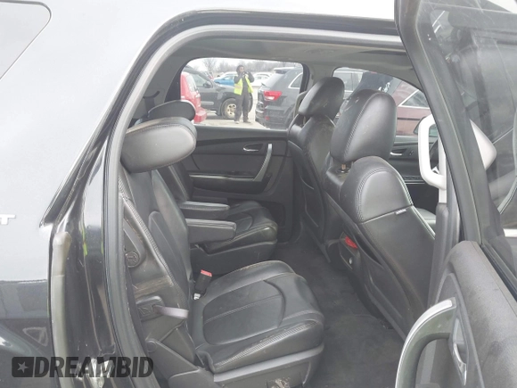 2012 GMC Acadia SLT1 with VIN 1GKKVRED4CJ193024, listed as a IAAI auction lot 41643244 with 185,726 mi miles. Bid and sale history available at carsss.com. Image 8.