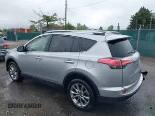 2017 Toyota RAV4 Limited z VIN JTMDJREV0HD140223, wystawiony jako IAAI lot #42192770 z przebiegiem 67 377 mil mil oraz . Historia ofert i sprzedaży dostępna na DreamBid. Obrazek 3.