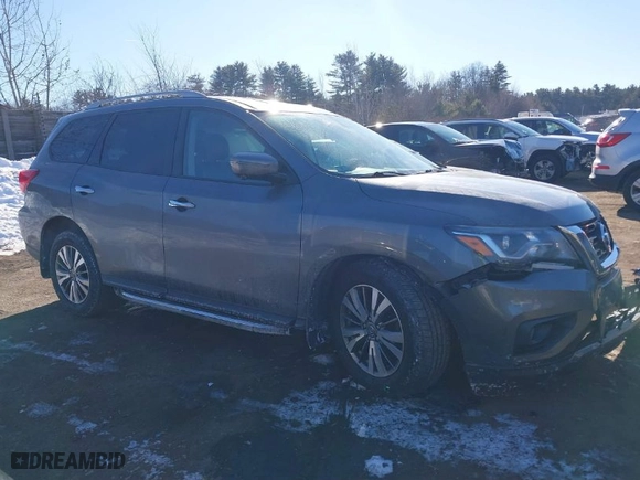 2019 Nissan Pathfinder S with VIN 5N1DR2MM7KC615917, listed as a IAAI auction lot 41420575 with NaN miles. Bid and sale history available at carsss.com. Image 13.