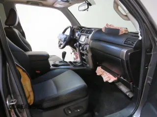 2018 Toyota 4Runner SR5 with VIN JTEBU5JR7J5606564, listed as a Copart auction lot 74289194 with 149,936 mi miles and Salvage Title. Bid and sale history available at carsss.com. Image 5.