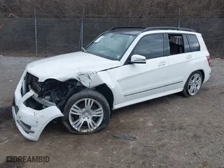 2014 Mercedes-Benz GLK-Class GLK 250 BlueTEC with VIN WDCGG0EBXEG270303, listed as a IAAI auction lot 41748806 with 154,302 mi miles. Bid and sale history available at carsss.com. Image 18.