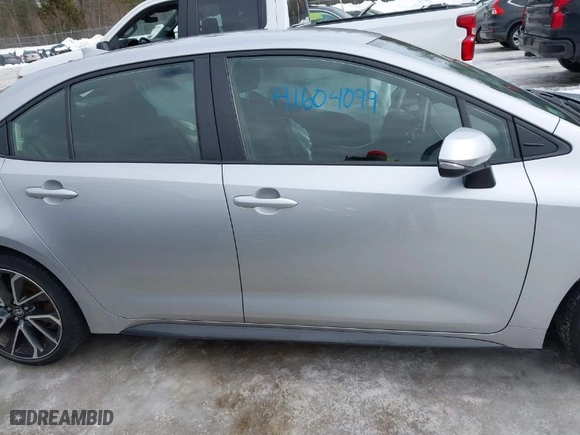 2021 Toyota Corolla SE with VIN JTDS4MCE3MJ074573, listed as a IAAI auction lot 41604099 with 69,302 mi miles. Bid and sale history available at carsss.com. Image 13.