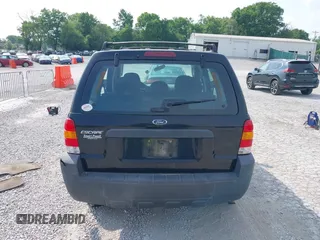 2007 Ford Escape XLS with VIN 1FMYU02ZX7KB90581, listed as a IAAI auction lot 42430544 with 164,595 mi miles and . Bid and sale history available at DreamBid. Image 16.
