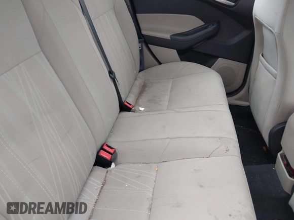 2016 Ford Focus SE with VIN 1FADP3F25GL378613, listed as a IAAI auction lot 41918553 with 98,349 mi miles. Bid and sale history available at carsss.com. Image 8.