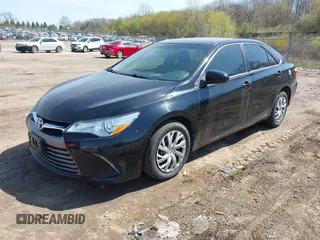 2015 Toyota Camry XLE z VIN 4T4BF1FK5FR505945, wystawiony jako IAAI lot #42114226 z przebiegiem 197 032 mil mil oraz . Historia ofert i sprzedaży dostępna na DreamBid. Obrazek 17.