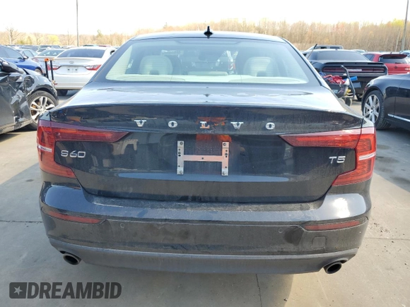 2021 Volvo S60 Momentum with VIN 7JR102FK5MG102126, listed as a Copart auction lot 48800064 with 83,785 mi miles and Salvage Title. Bid and sale history available at carsss.com. Image 6.