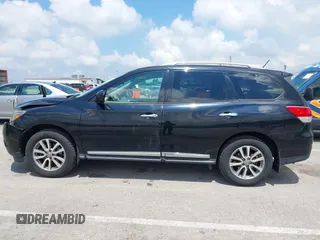 2014 Nissan Pathfinder S with VIN 5N1AR2MM1EC696341, listed as a IAAI auction lot 42255710 with 99,680 mi miles and . Bid and sale history available at DreamBid. Image 14.